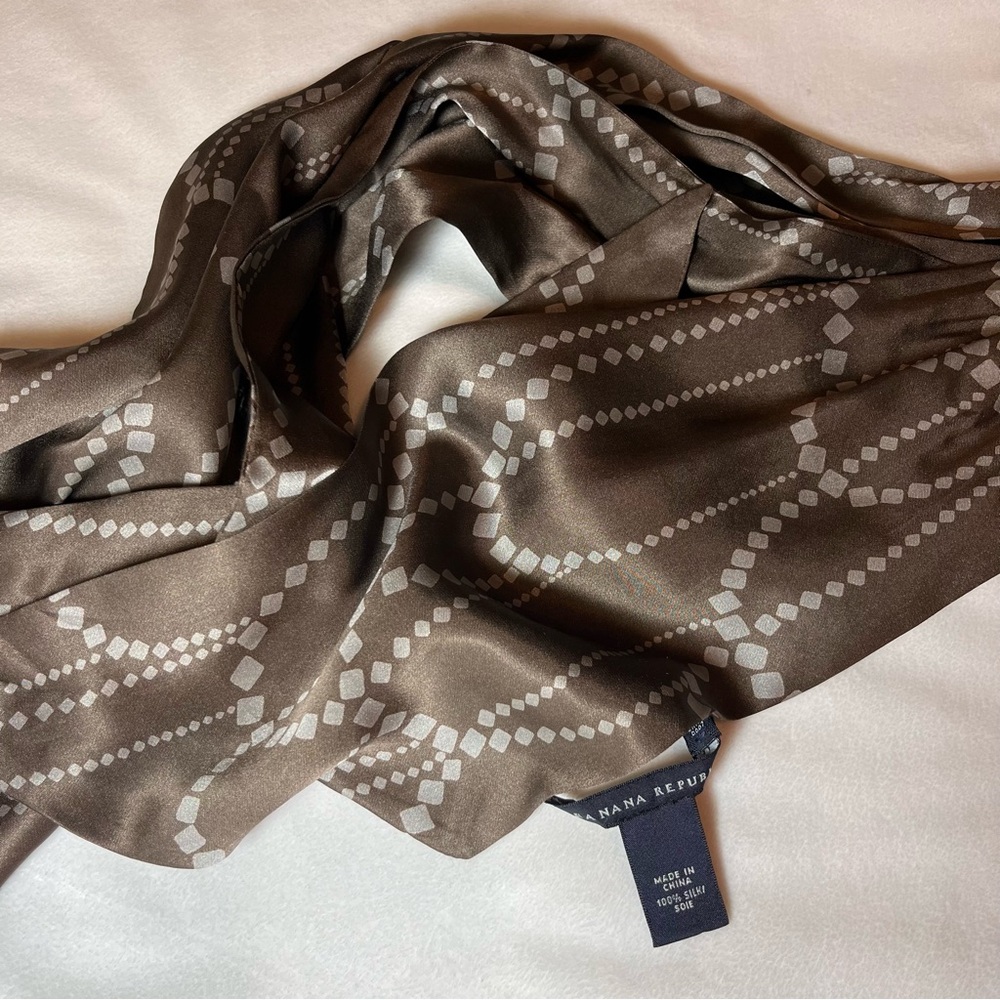 Banana Republic Brown 100% Silk Neckerchief - Scarf